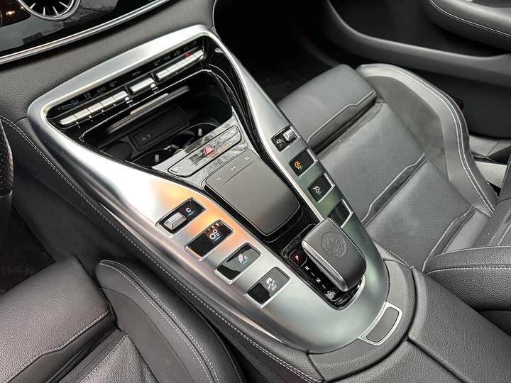 Фото 6 - Mercedes-Benz AMG GT