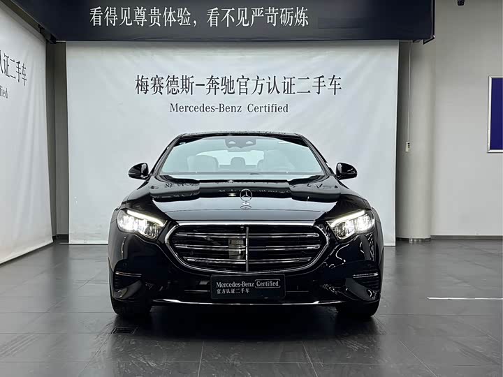 Фото 2 - Mercedes-Benz E-Class