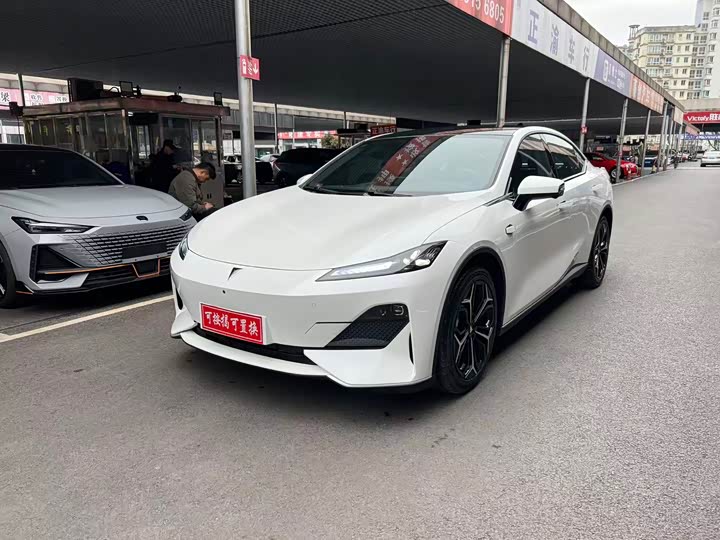 Фото 1 - Changan Deepal SL03