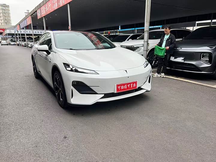 Фото 2 - Changan Deepal SL03