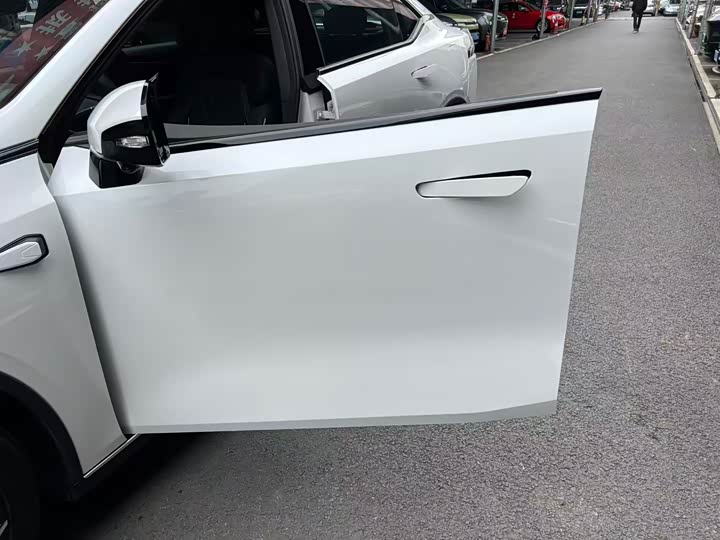 Фото 5 - Changan Deepal SL03