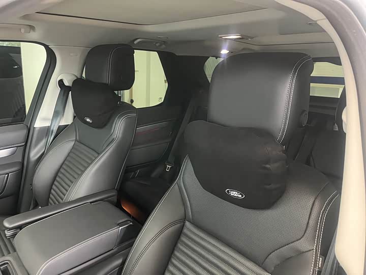 Фото 9 - Land Rover Discovery