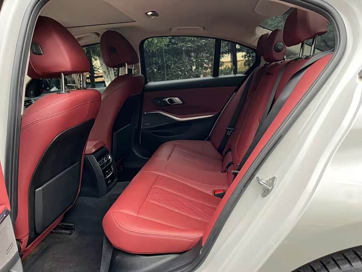 Фото 6 - BMW 3 Series