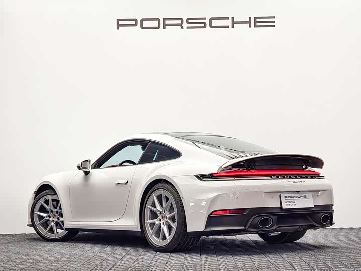 Фото 5 - Porsche 911