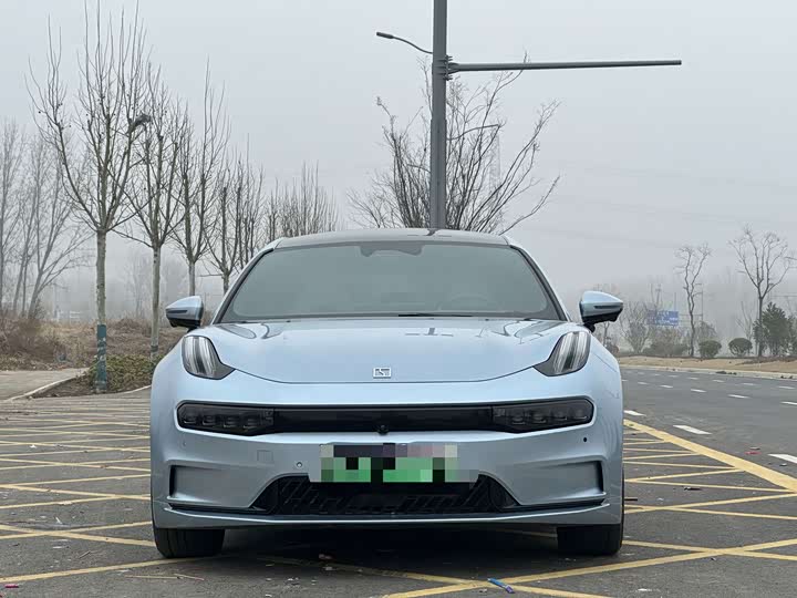 Фото 2 - Zeekr 001