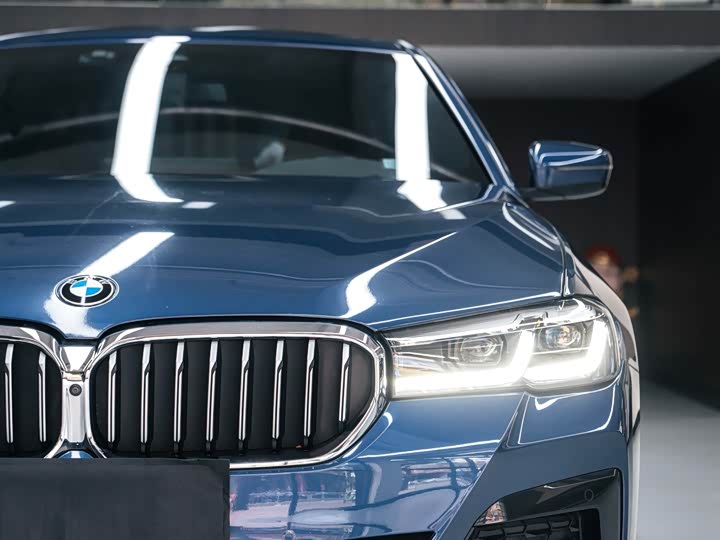 Фото 5 - BMW 5 Series