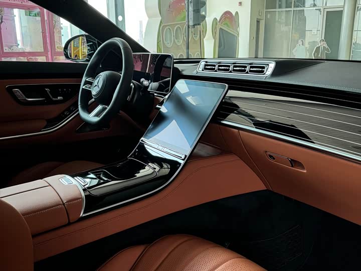 Фото 6 - Mercedes-Benz S-Class