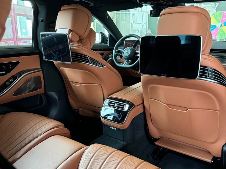 Фото 7 - Mercedes-Benz S-Class