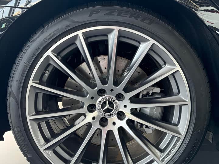 Фото 9 - Mercedes-Benz S-Class