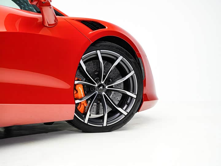 Фото 8 - McLaren Artura