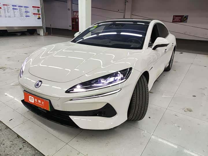 Фото 1 - Denza Z9