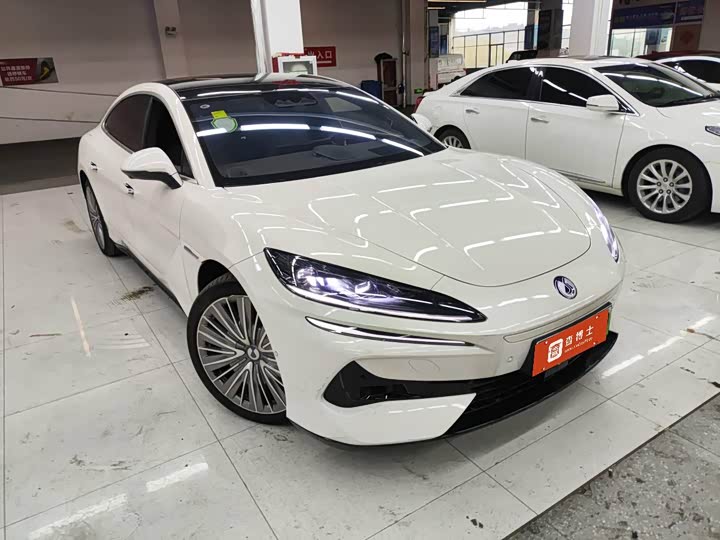 Фото 2 - Denza Z9