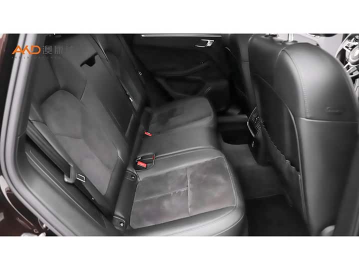 Фото 8 - Porsche Macan