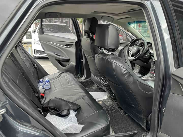 Фото 8 - Buick Excelle GT