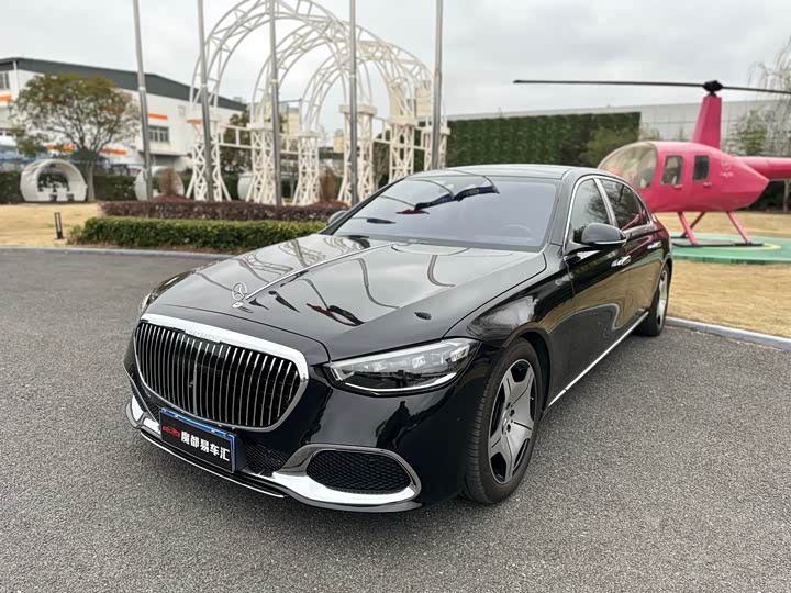 Фото 1 - Mercedes-Benz Maybach S-Class