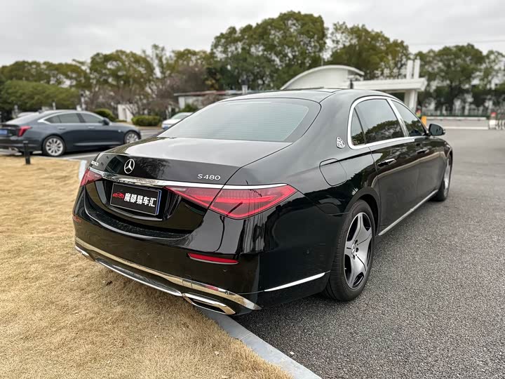 Фото 9 - Mercedes-Benz Maybach S-Class