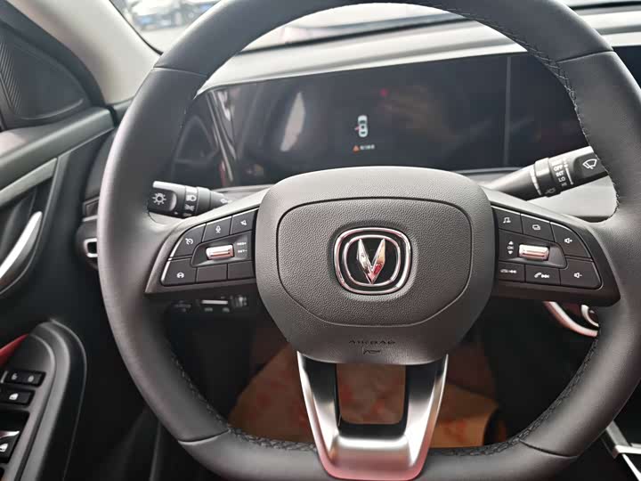 Фото 7 - Changan Eado Plus