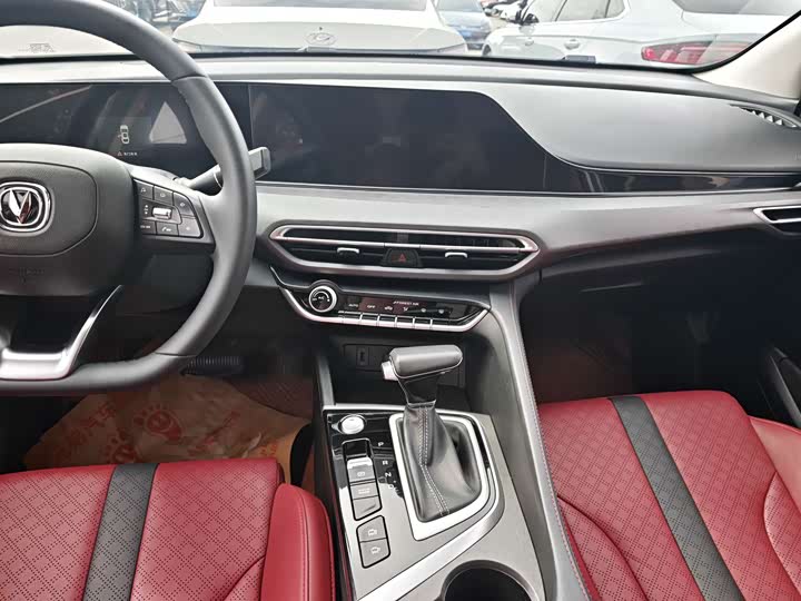 Фото 9 - Changan Eado Plus