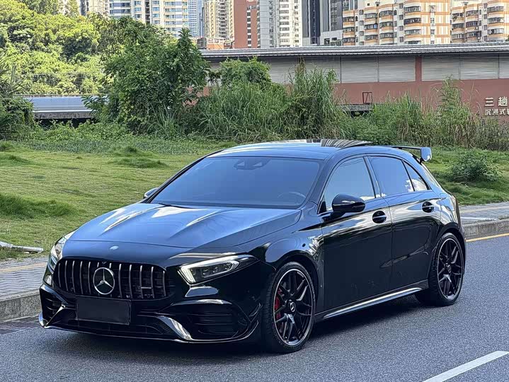 Фото 1 - Mercedes-Benz A-Class AMG