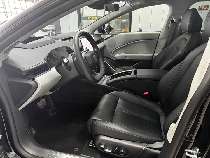 Фото 7 - Zeekr 007