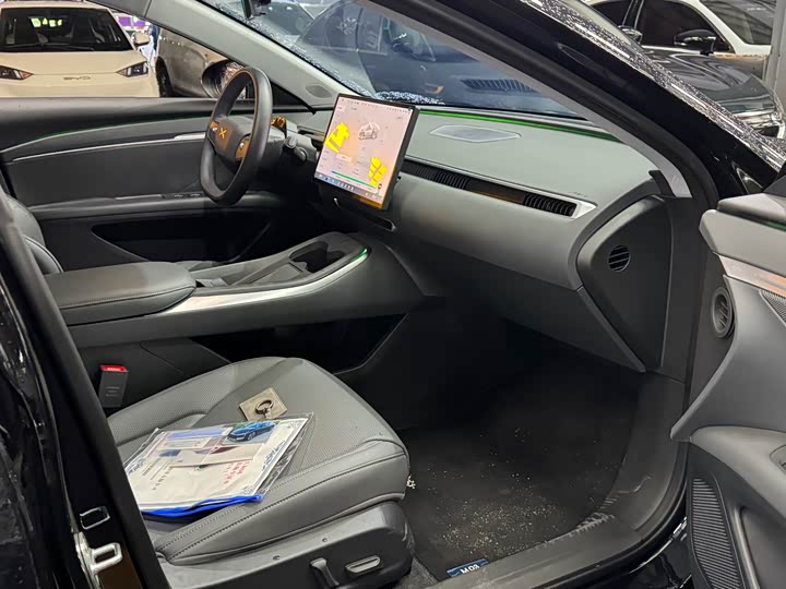 Фото 4 - XPeng Mona M03