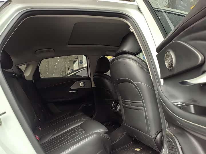 Фото 9 - Chery Arrizo 8