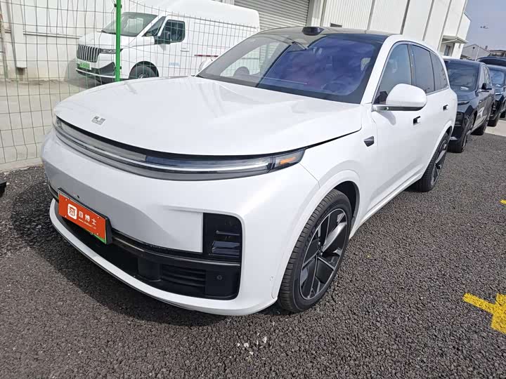 Фото 1 - LiXiang L7