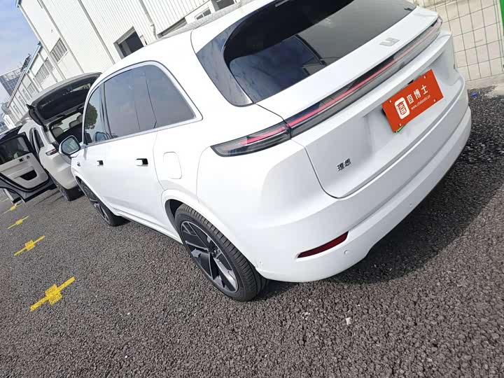 Фото 7 - LiXiang L7