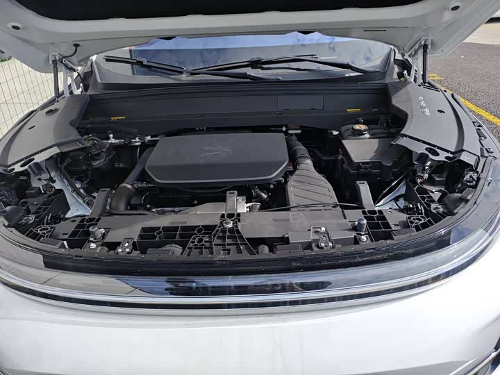 Фото 9 - LiXiang L7