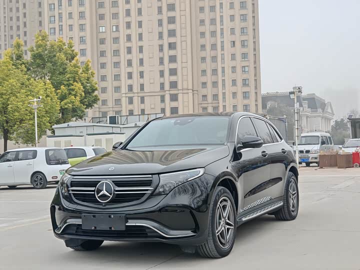 Фото 1 - Mercedes-Benz EQC