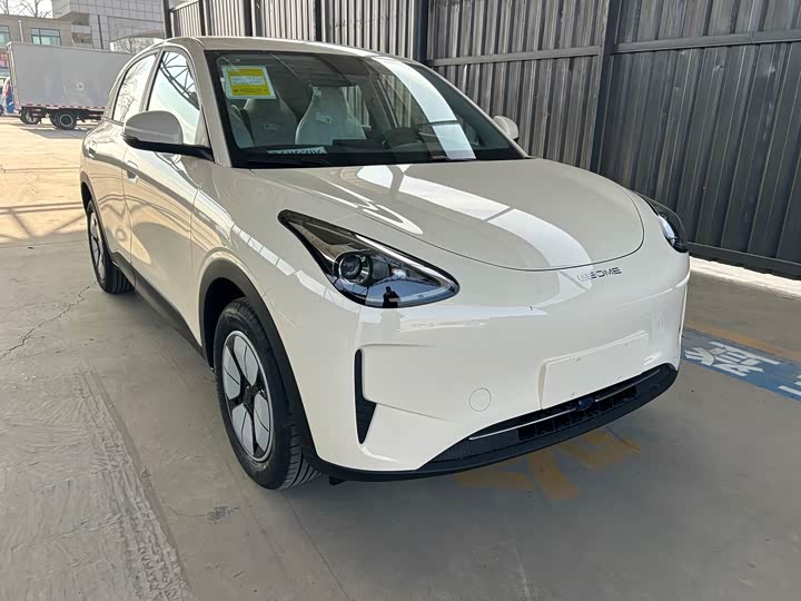 Фото 6 - Geely Galaxy Geome