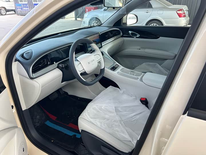 Фото 7 - Geely Galaxy Geome