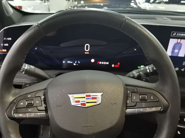 Фото 7 - Cadillac XT4