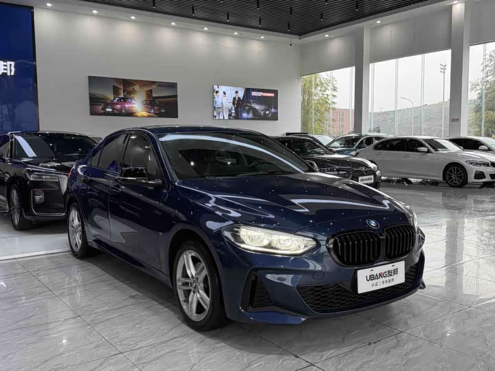 Фото 3 - BMW 1 Series