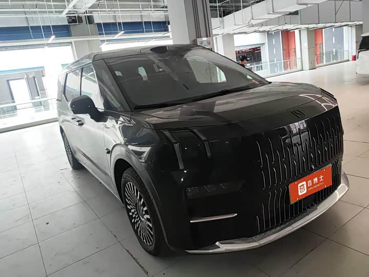 Фото 7 - Zeekr 009