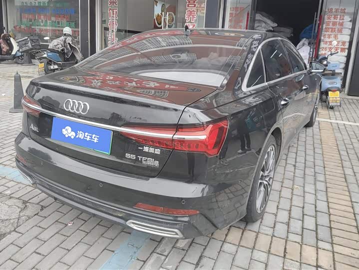 Фото 3 - Audi A6L Hybrid