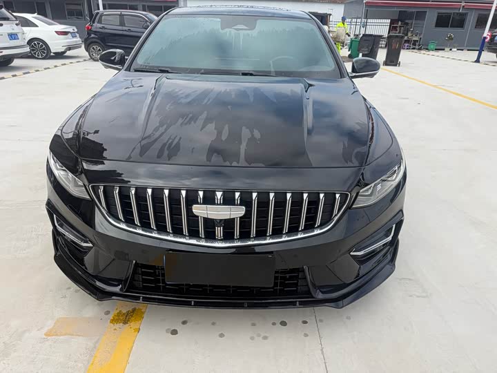 Фото 2 - Geely Preface