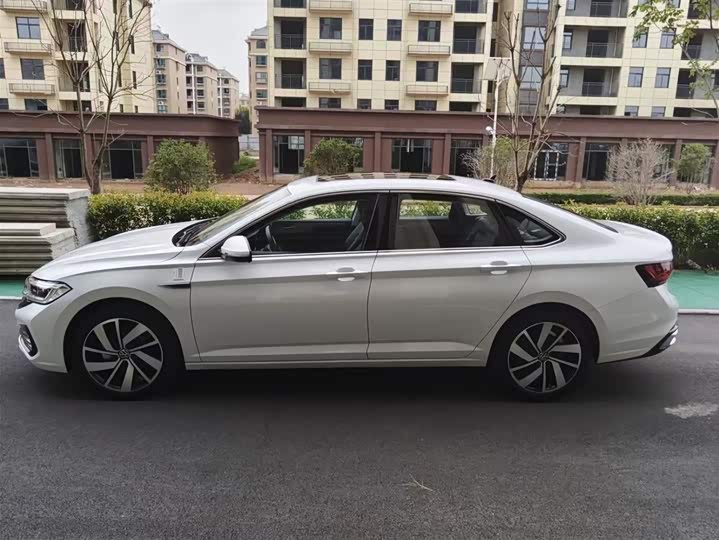 Фото 5 - Volkswagen Sagitar L