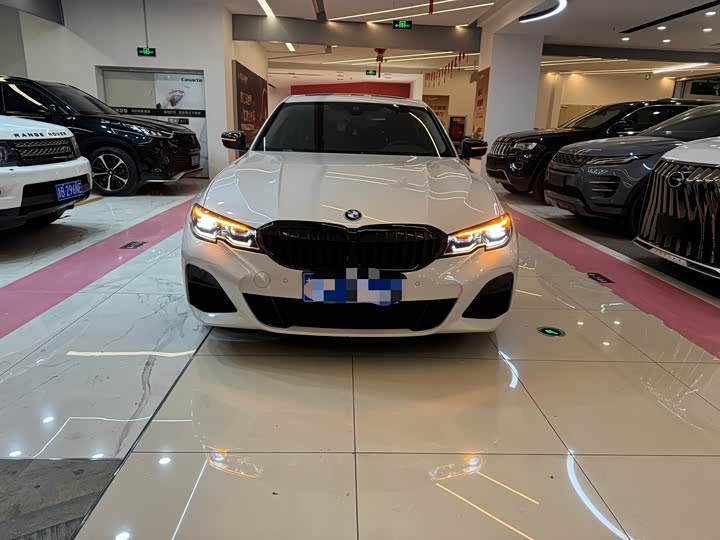 Фото 2 - BMW 3 Series