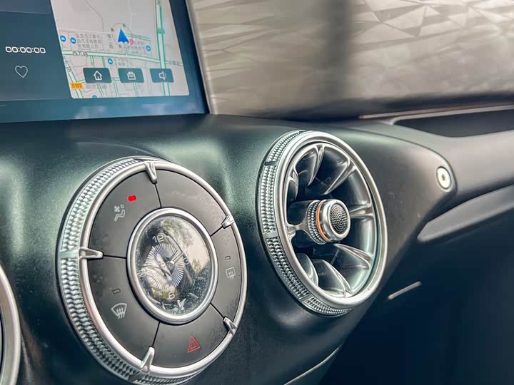 Фото 9 - Tank 300