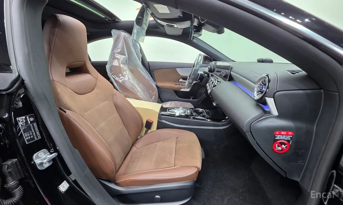 Фото 10 - Mercedes-Benz CLA-Class