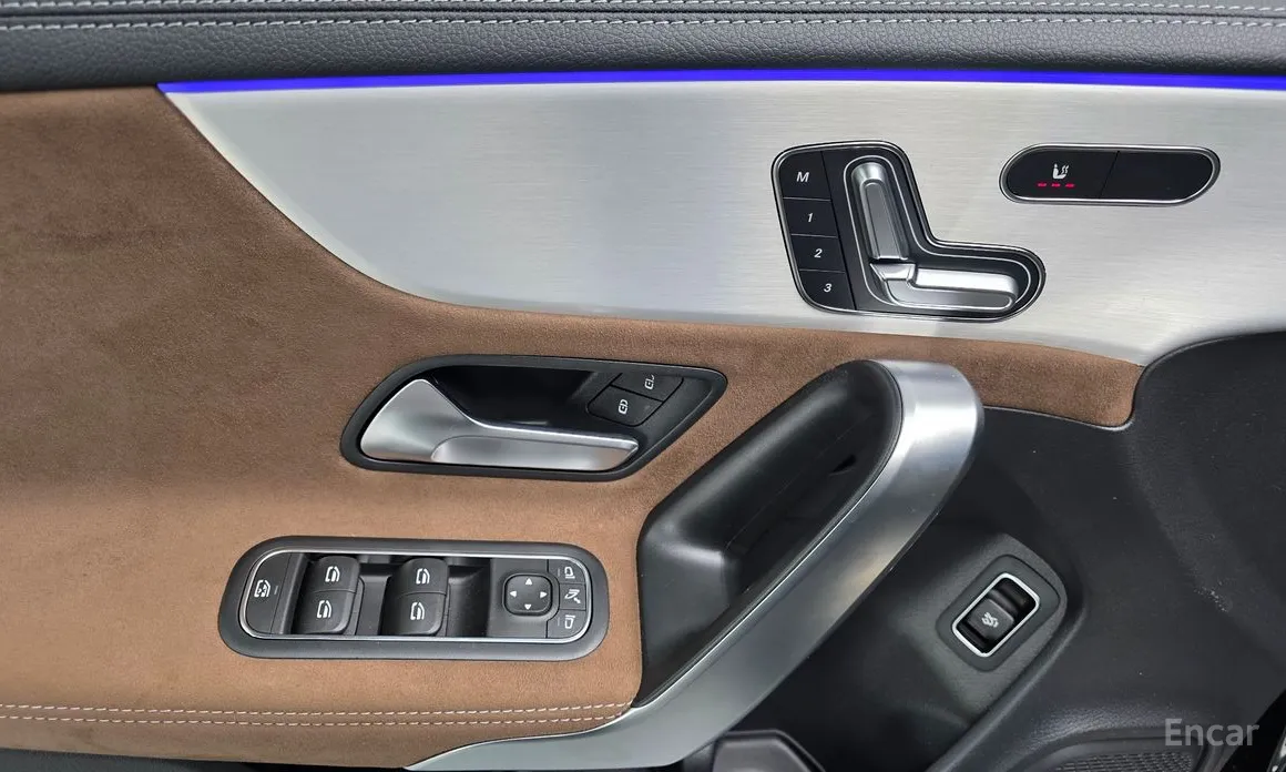 Фото 13 - Mercedes-Benz CLA-Class