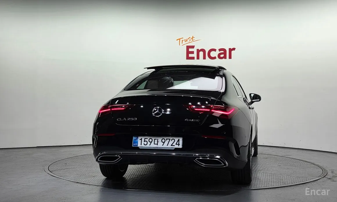 Фото 4 - Mercedes-Benz CLA-Class