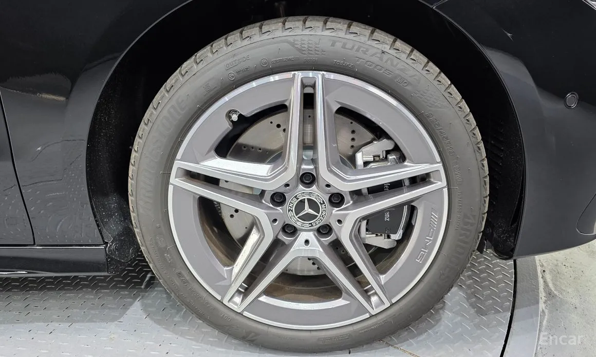 Фото 5 - Mercedes-Benz CLA-Class