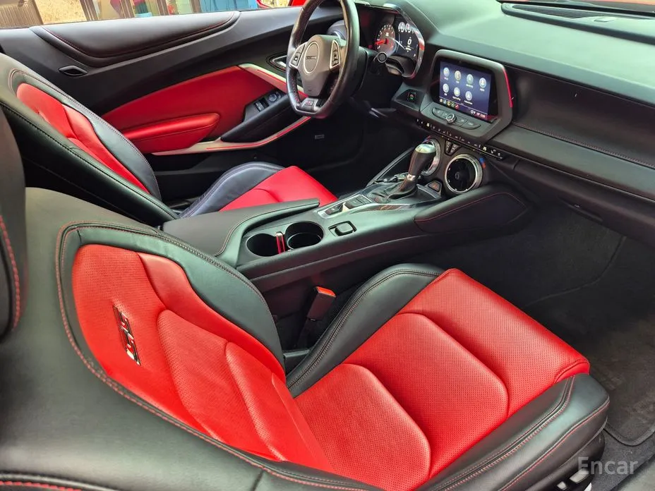 Фото 10 - Chevrolet Camaro