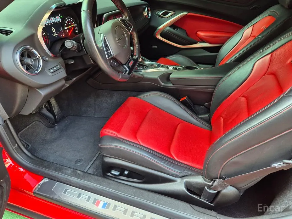 Фото 18 - Chevrolet Camaro