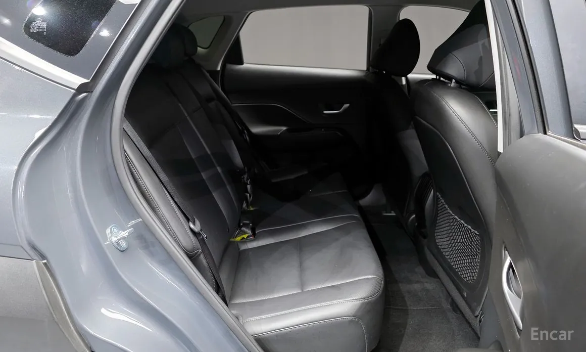 Фото 12 - Hyundai Kona