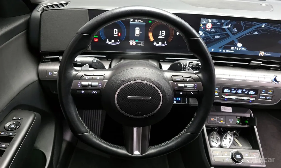 Фото 13 - Hyundai Kona