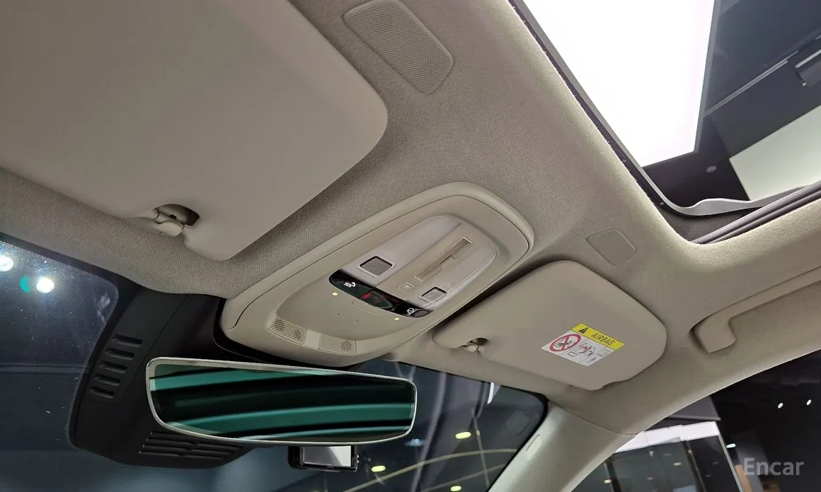 Фото 20 - Volvo XC40