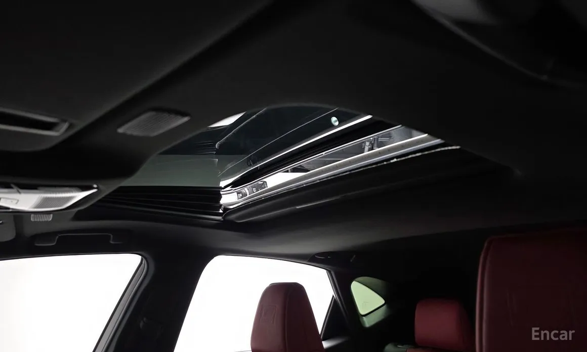 Фото 18 - Lexus NX